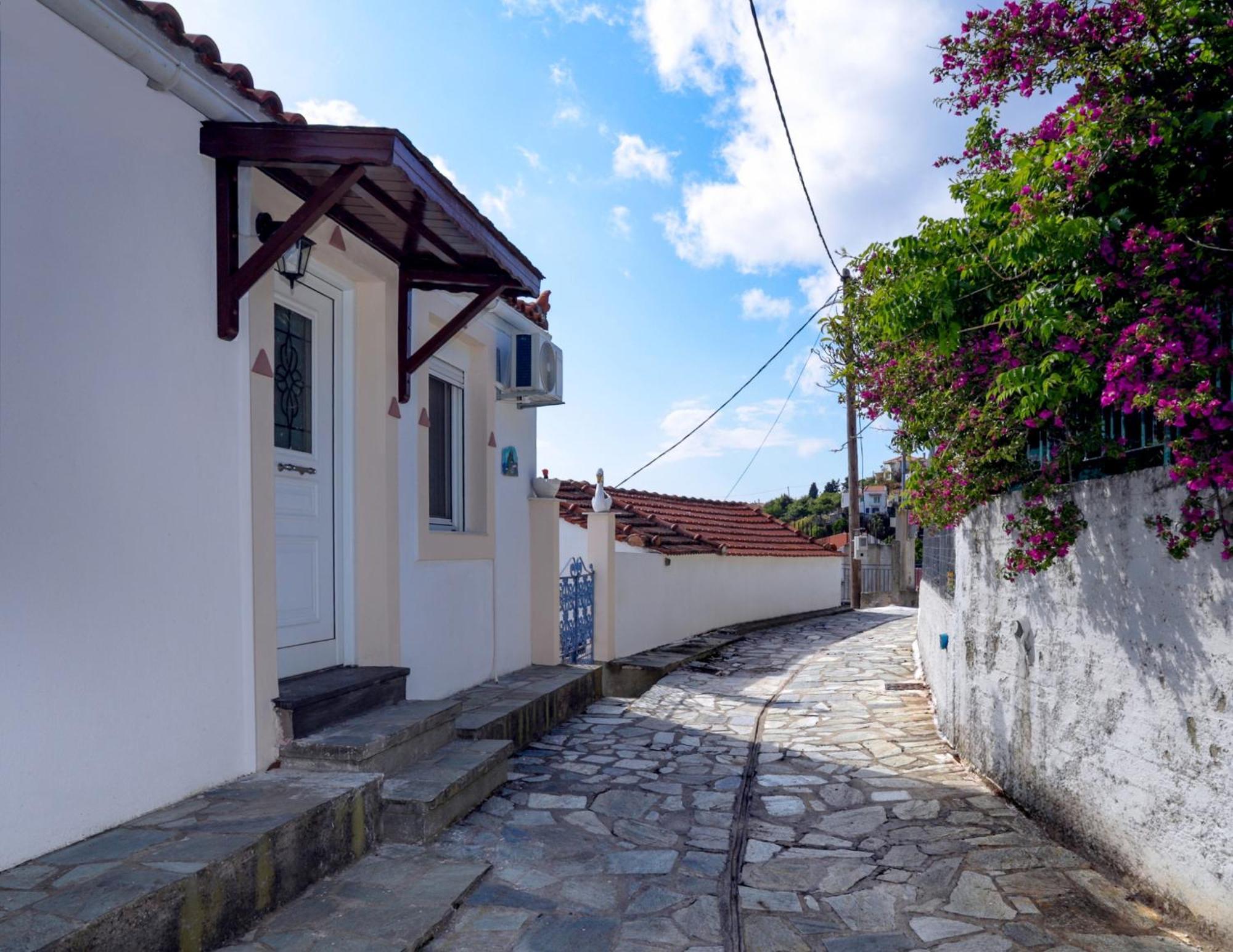 Angelinas House Ξενοδοχείο Γλώσσα Εξωτερικό φωτογραφία