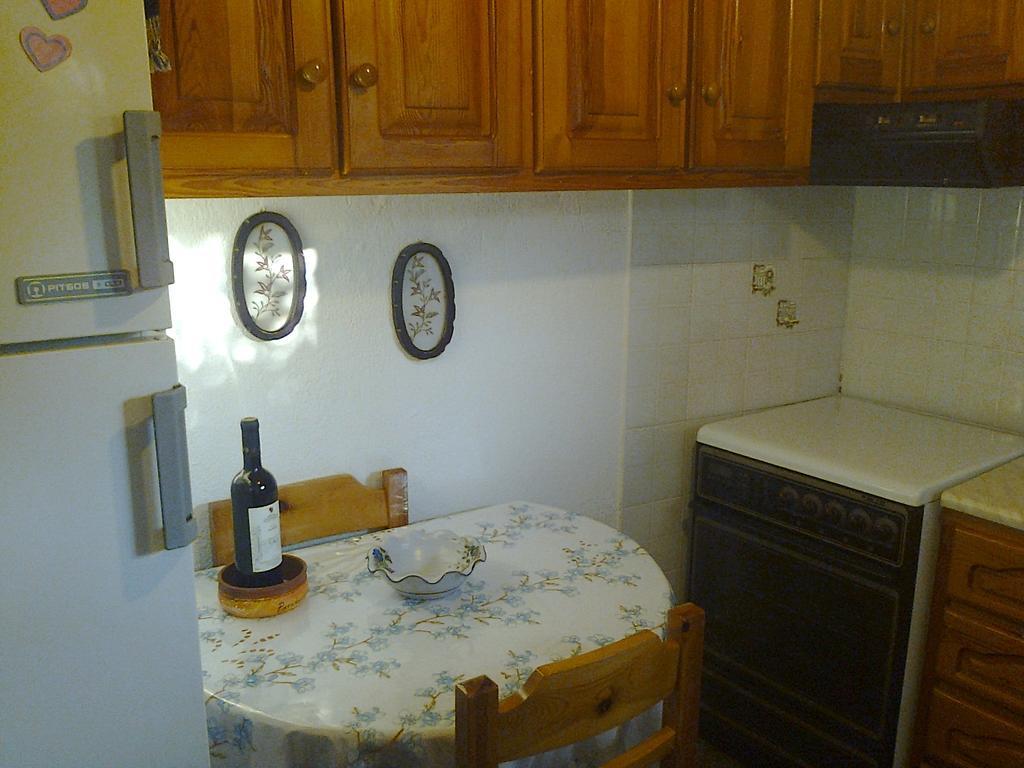 Angelinas House Ξενοδοχείο Γλώσσα Εξωτερικό φωτογραφία